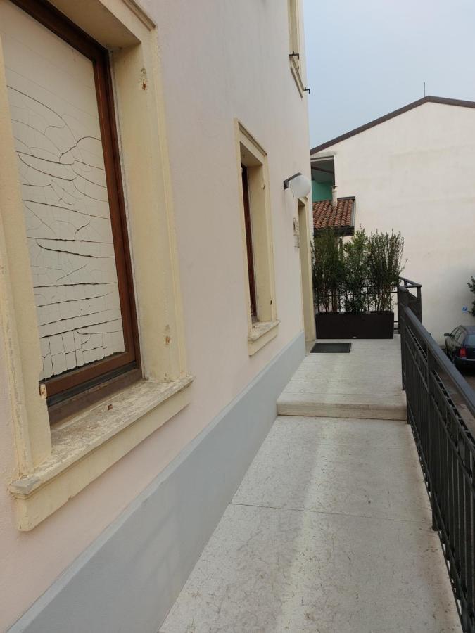 Aurora Appartamenti - A 150M Dall Ospedale Sacro Cuore Negrar Kültér fotó