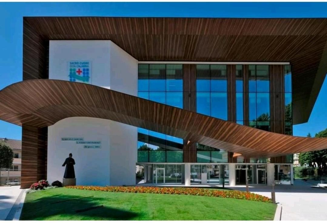Aurora Appartamenti - A 150M Dall Ospedale Sacro Cuore Negrar Kültér fotó